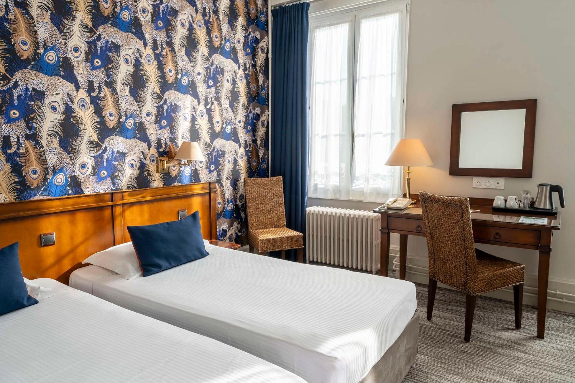 Best Western De Diane Nevers Exteriör bild